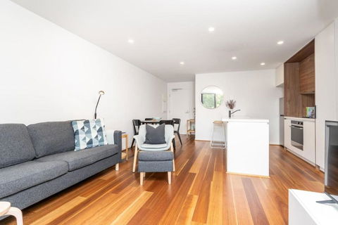On Forbes Apt 4 Mins To Canberra Centre - Tourism Hervey Bay 0