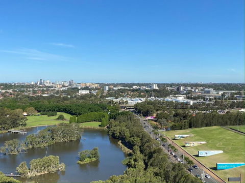 Parkside & City View In Sydney Olympic Park - Hervey Bay Accommodation 1