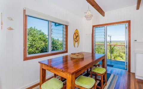 Pacifica House - Hervey Bay Accommodation 1