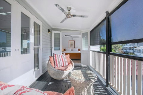 Paddington Cottage - A Classic Queenslander Stay - Hervey Bay Accommodation 1