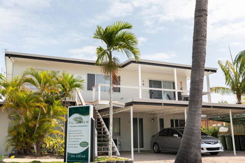 Palm View Holiday Apartments - Hervey Bay Accommodation 1