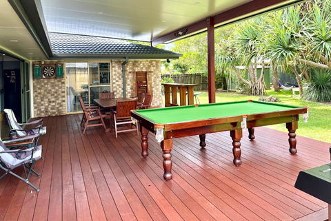 Pandanus Paradise. Newly Renovated 4 Bedroom Home - Tourism Hervey Bay 1