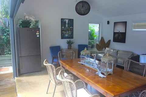 Pantai Indah Villa - Hervey Bay Accommodation 2