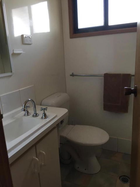 Parkes Country Cabins - Tourism Hervey Bay 1