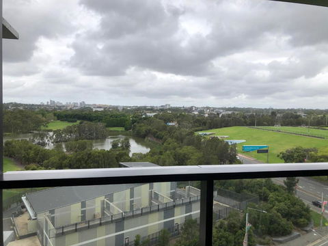Parkview Modern Apartment W Parking @ Olympic Park - Tourism Hervey Bay 3