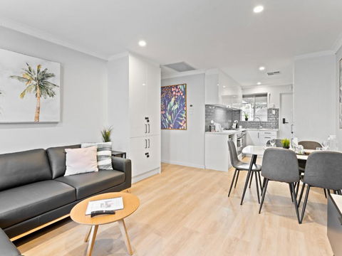 Payneham South Paradise Suite 1 - Hervey Bay Accommodation 0