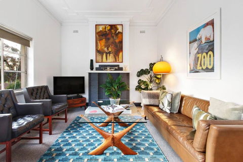Parkside Hideaway - Beautiful Art Deco Near Zoo - Tourism Hervey Bay 0