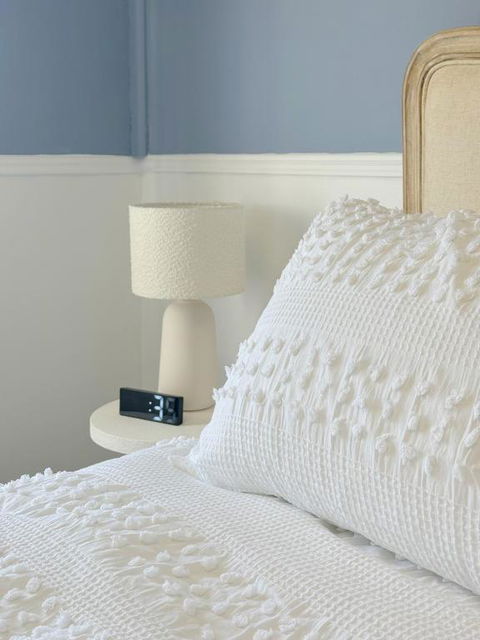 Penguin Paradise Beach House - Hervey Bay Accommodation 0
