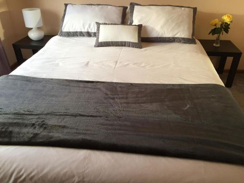 Penguin Seaside Homestay - Tourism Hervey Bay 2