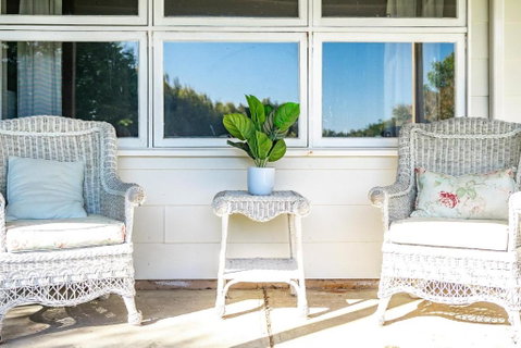 Peaceful Seaside Cottage - Hervey Bay Accommodation 1