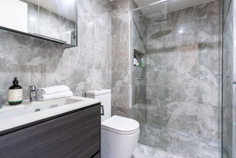 Perfectly Located 1BR BA Apartment - Hervey Bay Accommodation 3