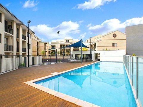 Play & Stay On Hay - Sleeps 2 Or 4 - Hervey Bay Accommodation 2
