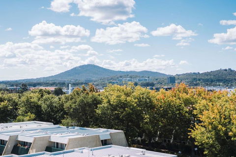 Perfect Located 1-Bed With Great Views & Parking - Hervey Bay Accommodation 0