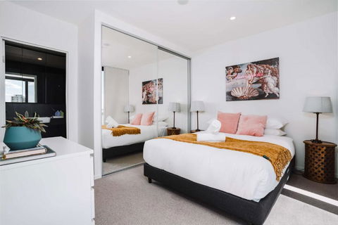 Perfect Located 1-Bed With Great Views & Parking - Hervey Bay Accommodation 3