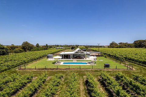 Pethick House - Tourism Hervey Bay 1