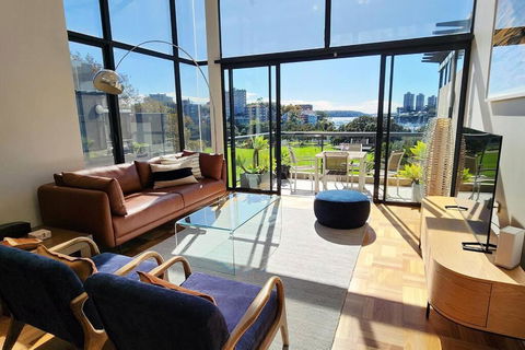 Penthouse With Private Terrace, Parking + 2 Pools - Hervey Bay Accommodation 0
