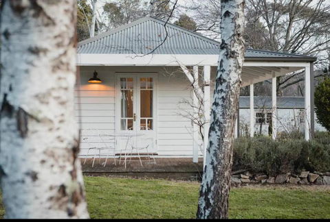 Peony Farm Pink Cottage - Hervey Bay Accommodation 0