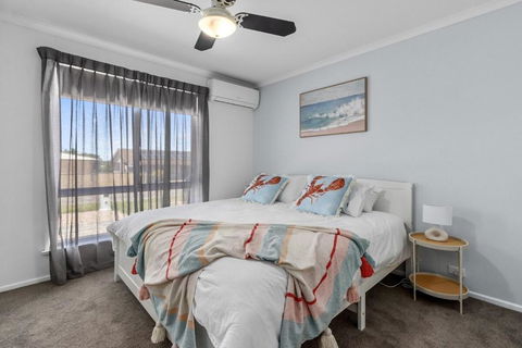 Percys Beach House Moonta Bay - Tourism Hervey Bay 3