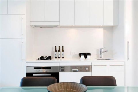 Perfectly Located Crows Nest Apartment C404 - Tourism Hervey Bay 0