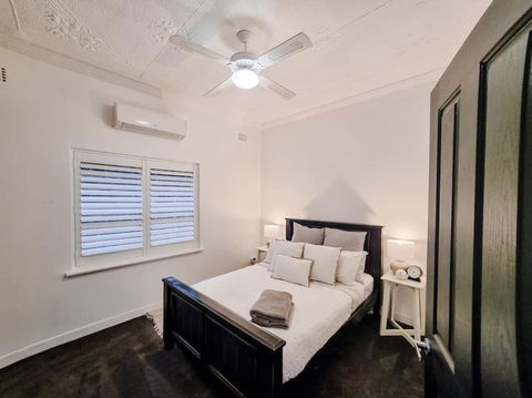 Peters Rest Central Wagga - Hervey Bay Accommodation 0