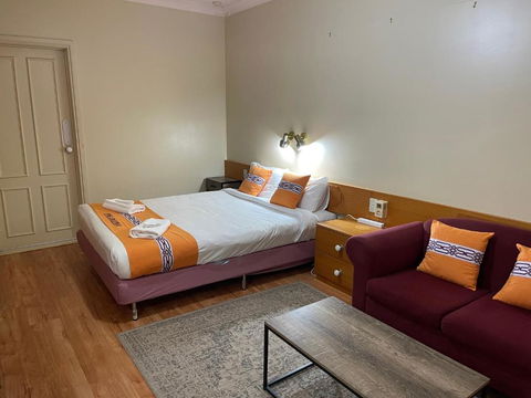 Philadelphia Motor Inn - Tourism Hervey Bay 3