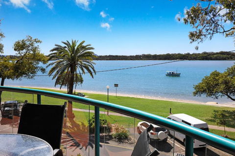 PICNIC7- PICTURE PERFECT PICNIC POINT - Hervey Bay Accommodation 1