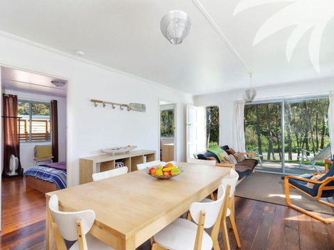 Pippis A Classic Beach House - Hervey Bay Accommodation 1