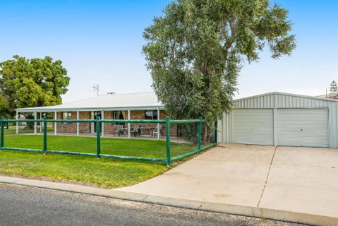Ponderosa - Dunes Right On You Doorstep - Hervey Bay Accommodation 1