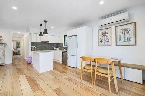 Pool House Hideaway - Tourism Hervey Bay 3