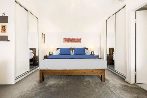 Poolside Apartment Opposite Redfern Park - Hervey Bay Accommodation 2