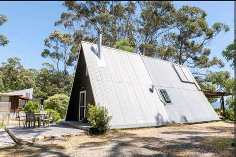 Poppies Retreat - Hervey Bay Accommodation 0