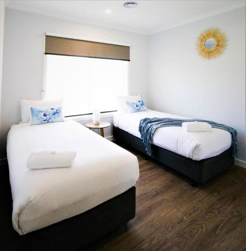 Popular Luxury Villa Kialla Shepparton - Tourism Hervey Bay 3