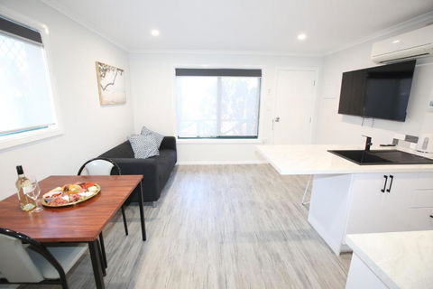 Port Lincoln Villas - Hervey Bay Accommodation 3