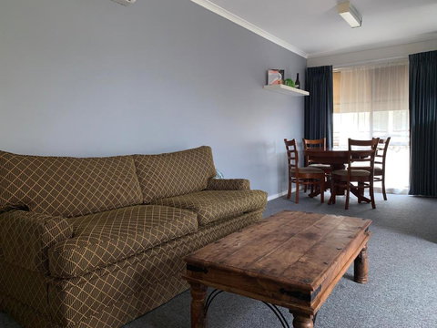 Portarlington Holiday Apartment - Tourism Hervey Bay 3