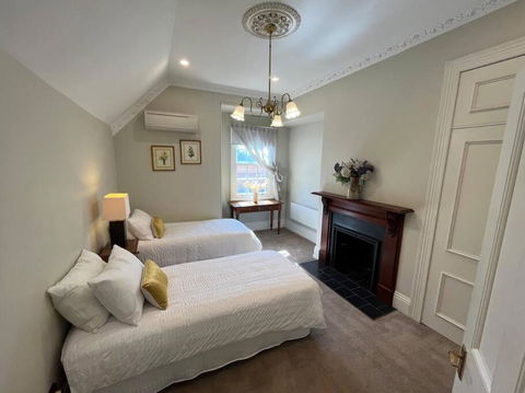 Porters Cottage Oasis - Hervey Bay Accommodation 2