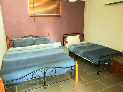 Quiet 2 Bedroom Farm House - Hervey Bay Accommodation 2