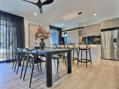 RAM, Alpine Getaways - Hervey Bay Accommodation 0