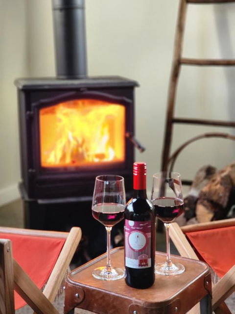 Red Door Collective - RDC Vineyard Estate, Luxury Adult Only Stay - Hervey Bay Accommodation 2