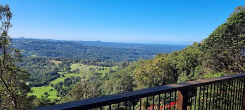 Potters Place Montville - Tourism Hervey Bay 2