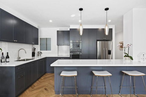 Potts Point L 2 Bedroom Stylish Retreat - Hervey Bay Accommodation 0