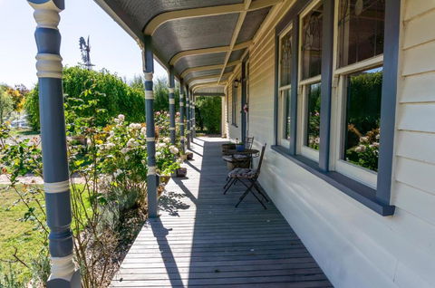Pound Hill Cottage - Hervey Bay Accommodation 2