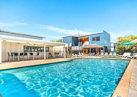 Preston Beach Retreat - Apt 7 - Hervey Bay Accommodation 0