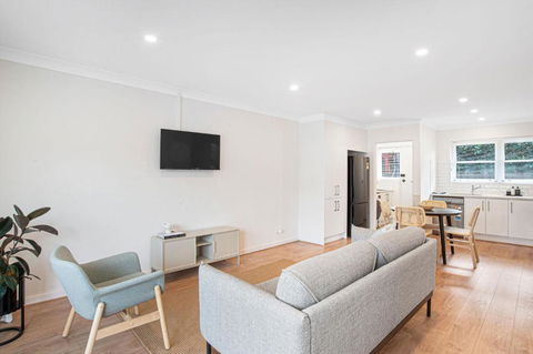 Prime Location 2 Bed Renovated In Royston Park - Hervey Bay Accommodation 0