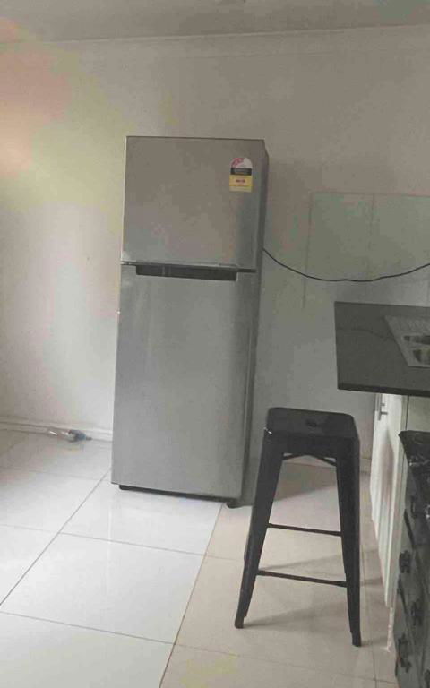 Private Entry Studio Room With Bathroom And Kitchen - Hervey Bay Accommodation 2