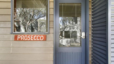 Prosecco - Hervey Bay Accommodation 0