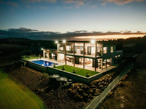 Pure Heaven - Hervey Bay Accommodation 0