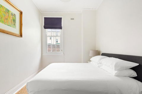 Quaint 3-Bed Heritage Home In The Heart Of Sydney - Hervey Bay Accommodation 2