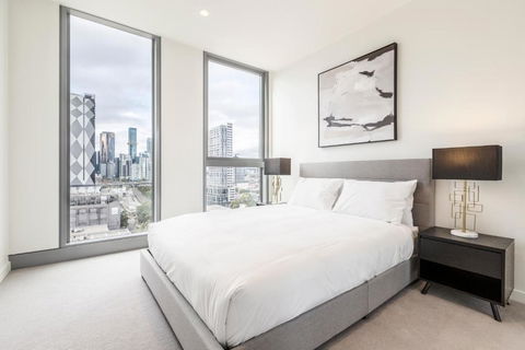 Quaint Stylish Hideout In Trendy South Melbourne - Hervey Bay Accommodation 3