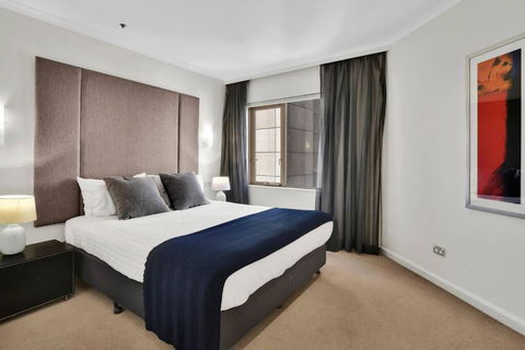 Quality Apartment In The Rocks GLO1203 - Hervey Bay Accommodation 2