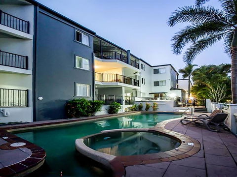 Quality Esplanade Apartment - Hervey Bay Accommodation 0